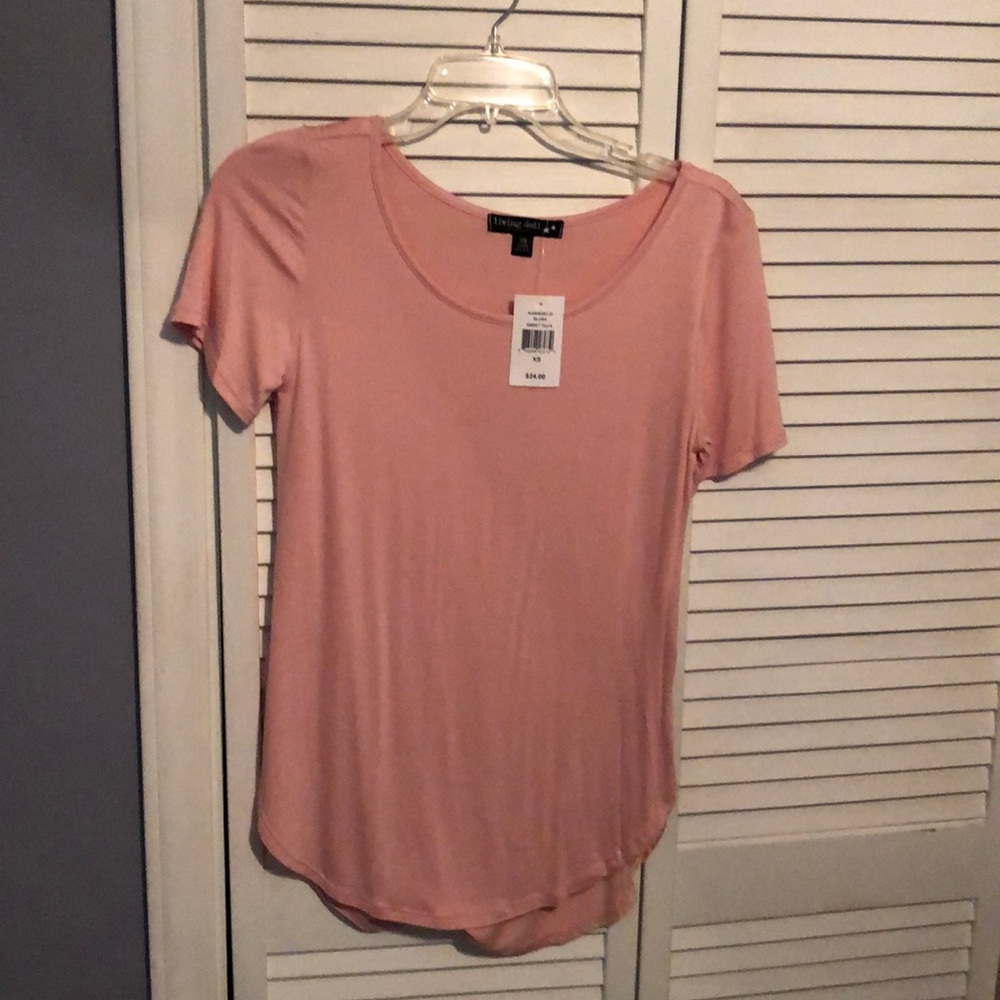 Pink tee
